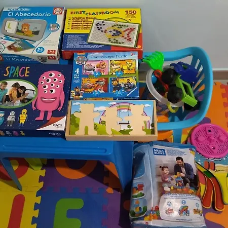 Casa Ideal Familias Con Patio Y 3 Banos * Valencia